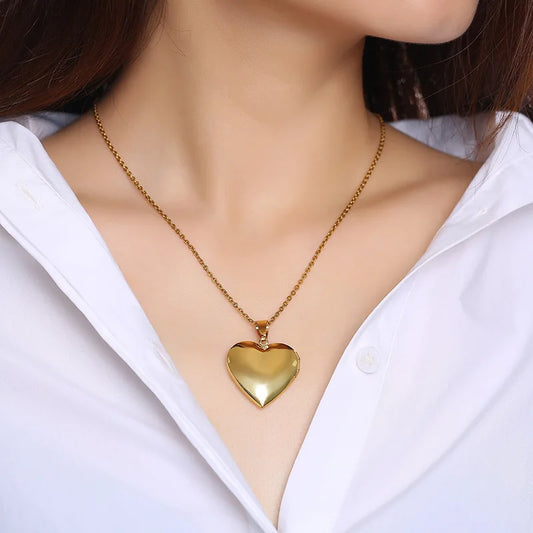 gold-heart-locket-and-chain