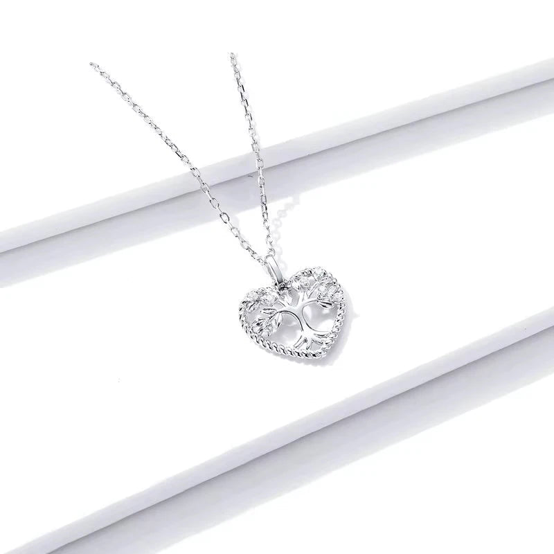 Lebensbaum Herz Anhänger Weißgold