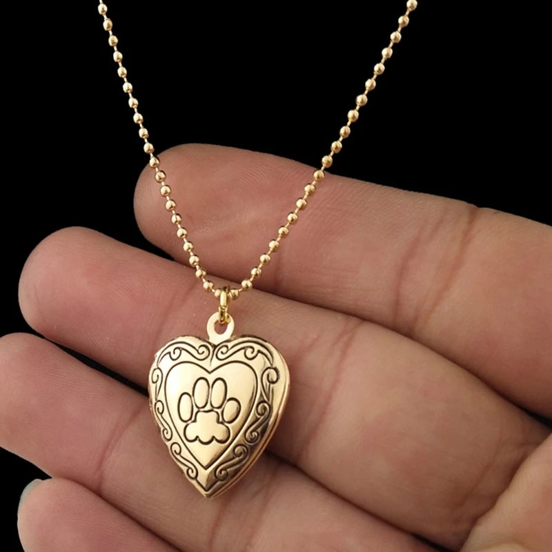 kette-herz-mit-ornamenten-aufklappbar