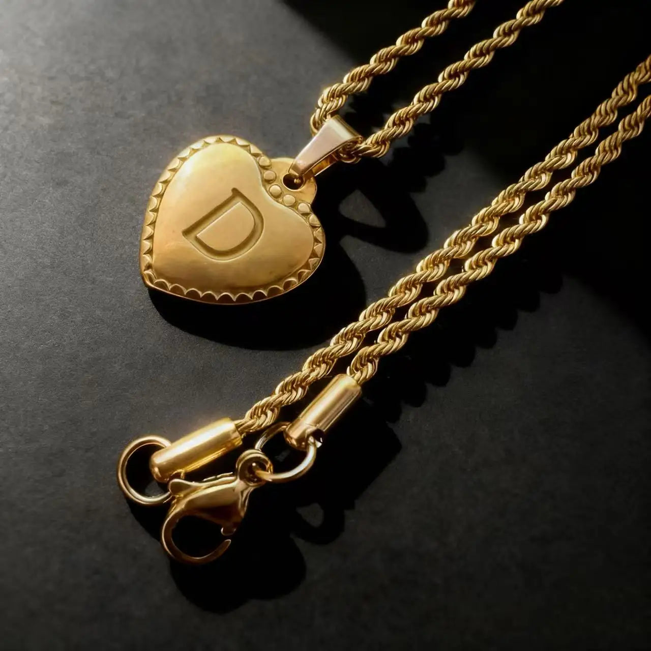 herzkette-mit-gravur-fur-freundin