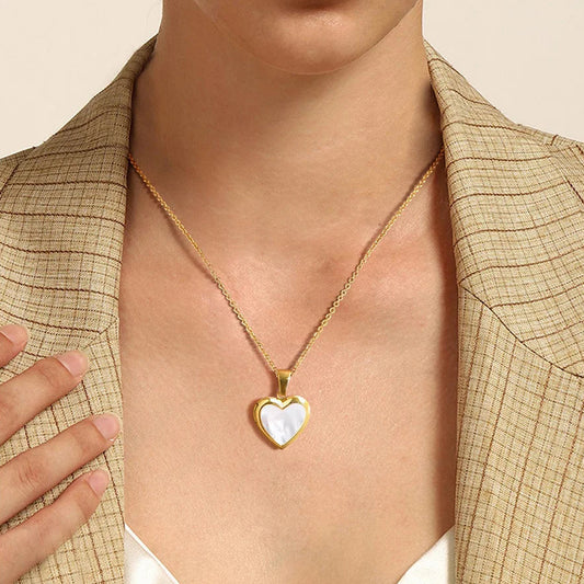 engraved-heart-locket-necklace