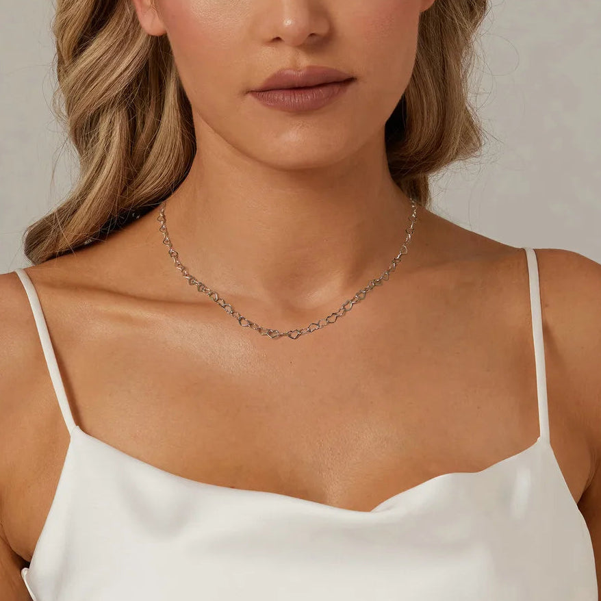 silberkette-mit-kleinem-herz