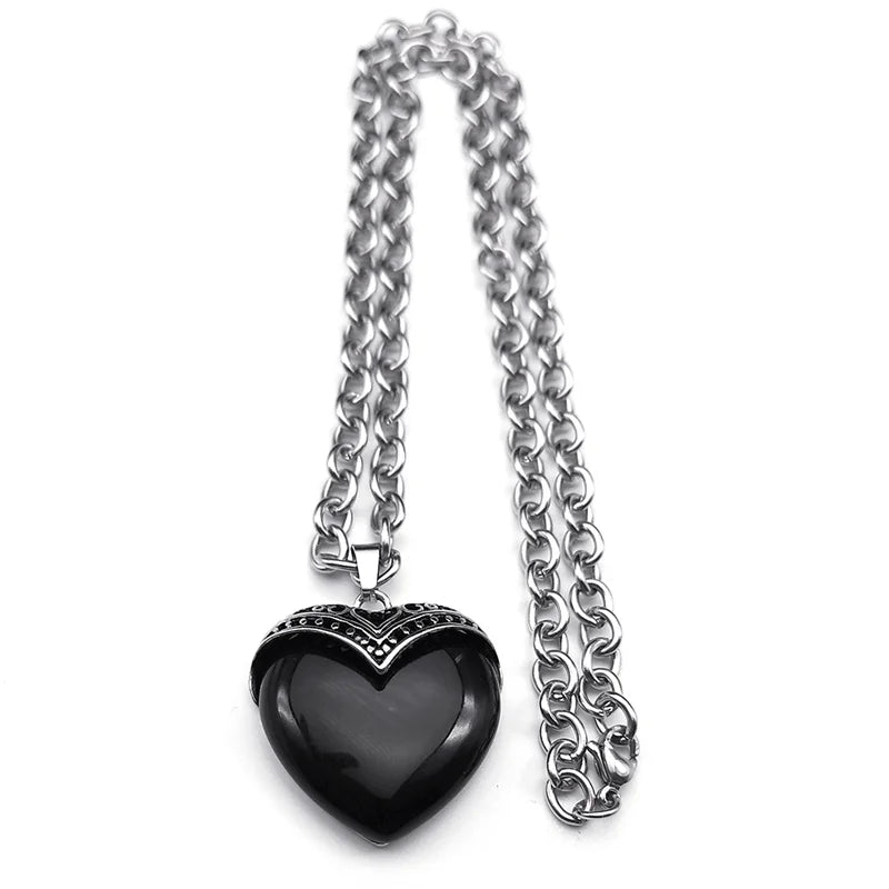 schwarzes-herzanhanger-stein