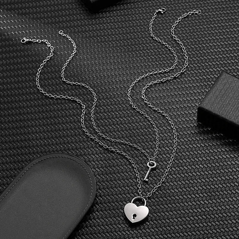 best-friend-necklaces-heart-and-key